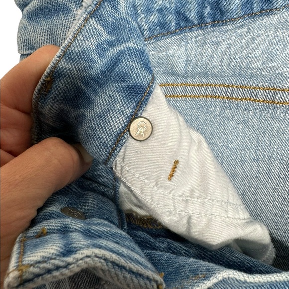 Good American | The Weekender Straight Jean in Blue809 2/26 - Picture 6 of 9